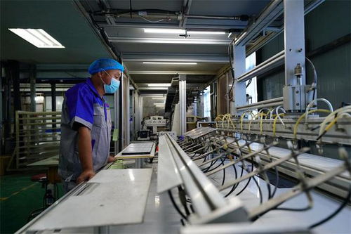 河北宁晋 智能制造驱动光伏产业快速发展与电子产品技术开发